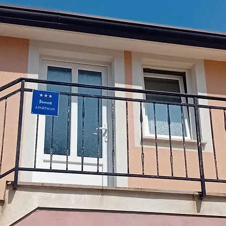 Dezire Appartamento Buje
