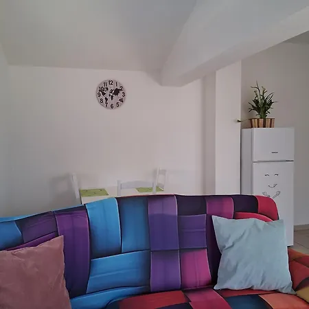 Dezire Apartment *